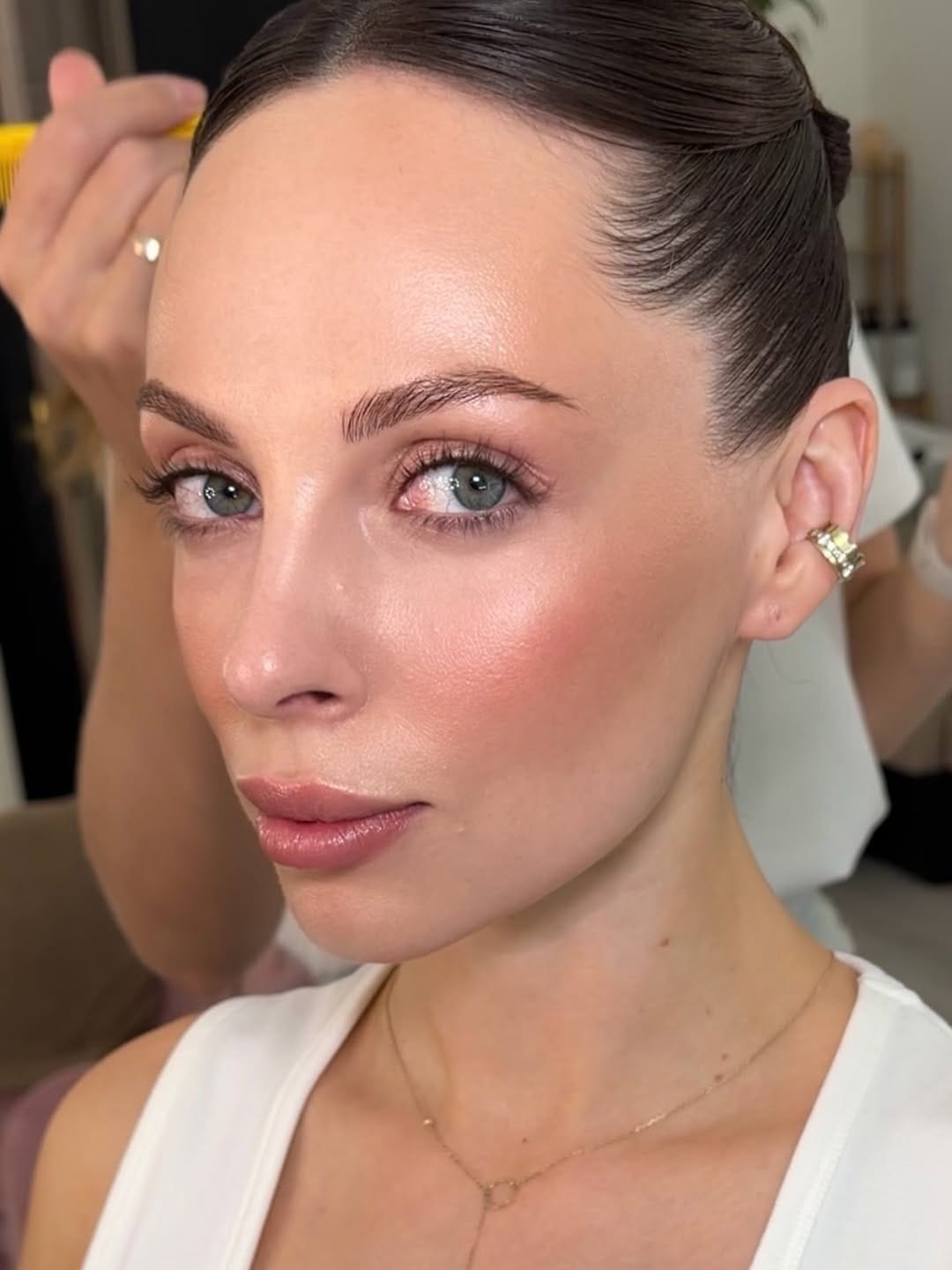 Post 2 by High-end Makeup Artist | Makijaż Kraków |  Pakiet ślubny ‘26/‘27 on Instagram (carousel)