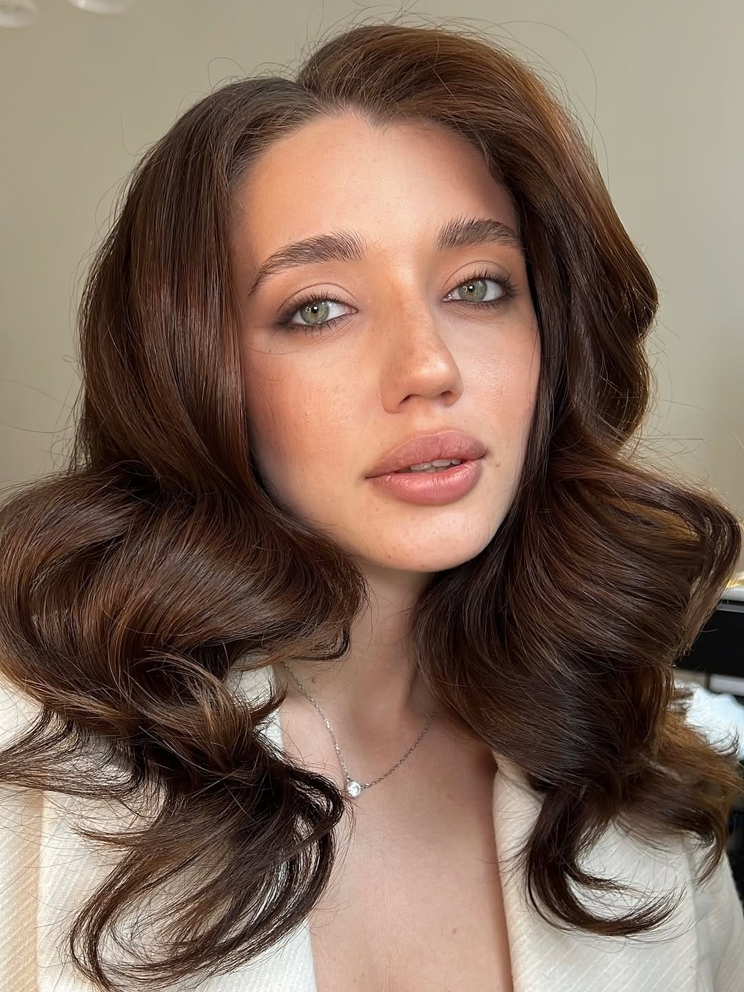 Post 5 by High-end Makeup Artist | Makijaż Kraków |  Pakiet ślubny ‘26/‘27 on Instagram (carousel)