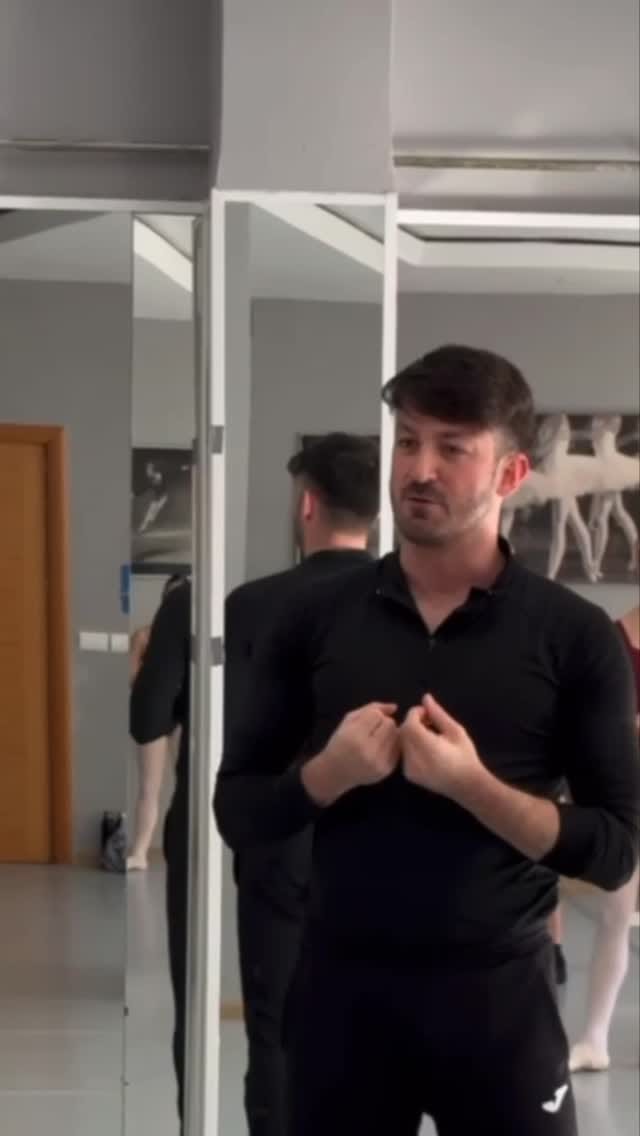 Post 9 by Alessandro Alfonzetti on Instagram (video)
