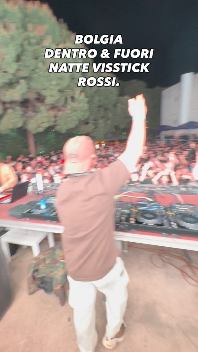Post 8 by BIG FAMILY on Instagram (video)