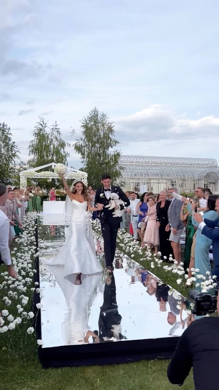 Post 10 by Angela Mona Weddings / Destination wedding planner on Instagram (video)