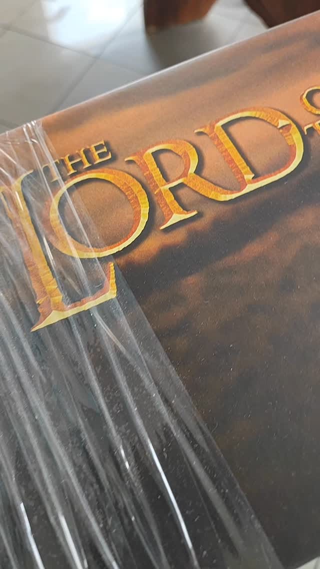 Post 3 by L'emporio delle meraviglie - Nerd Fantasy Shop on Instagram (video)