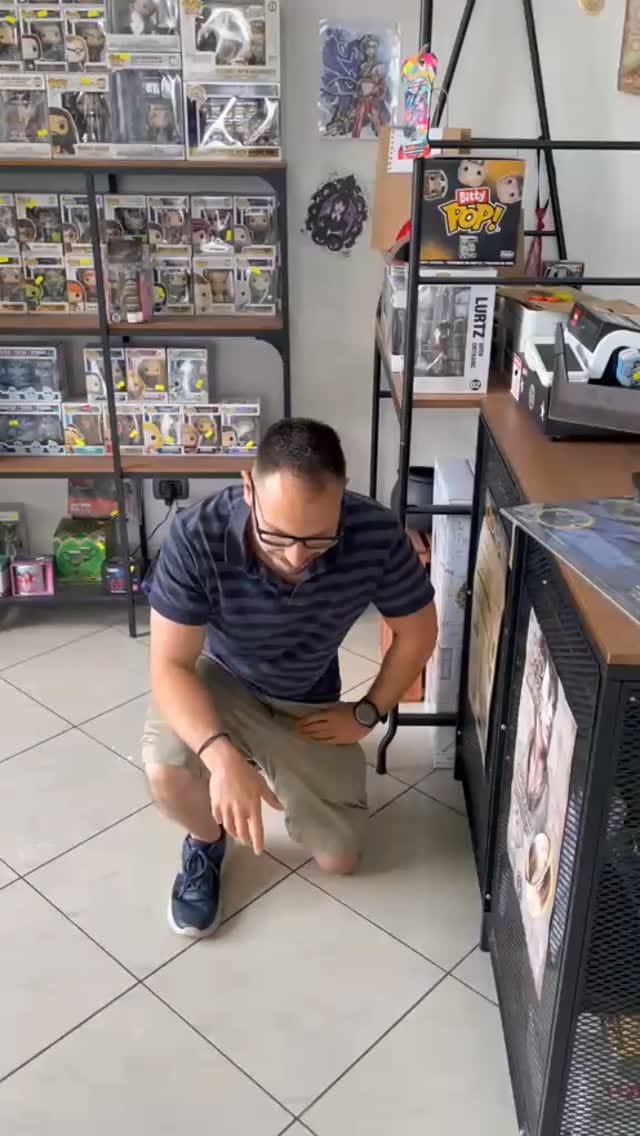 Post 4 by L'emporio delle meraviglie - Nerd Fantasy Shop on Instagram (video)