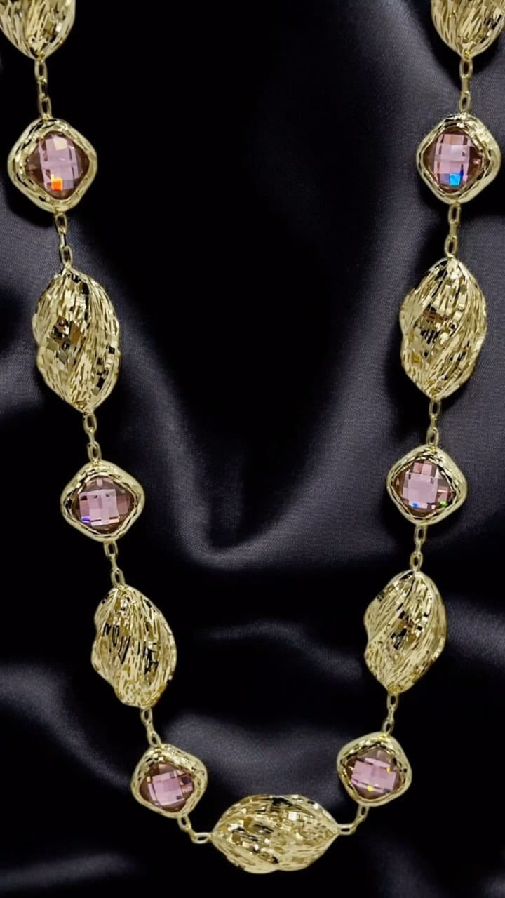 Post 10 by Behrad Gold on Instagram (video)