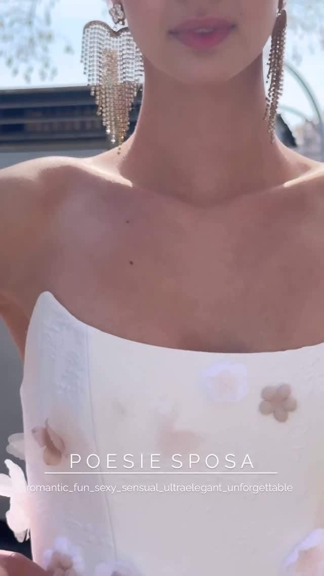 Post 7 by P O E S I E  S P O S A on Instagram (video)