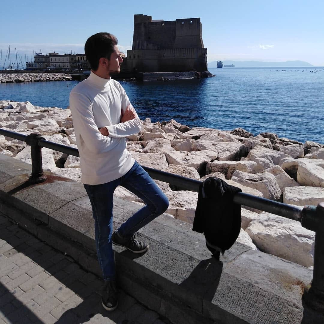Post 10 by Francesco Esposito on Instagram (image)