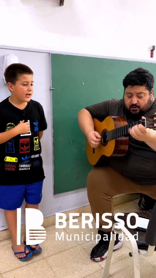 Post 5 by Lic. Matias Alba ~ Cantautor on Instagram (video)