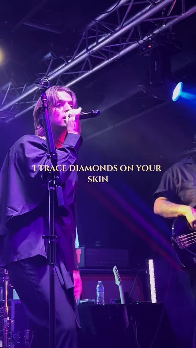 Post 6 by Blindlove on Instagram (video)