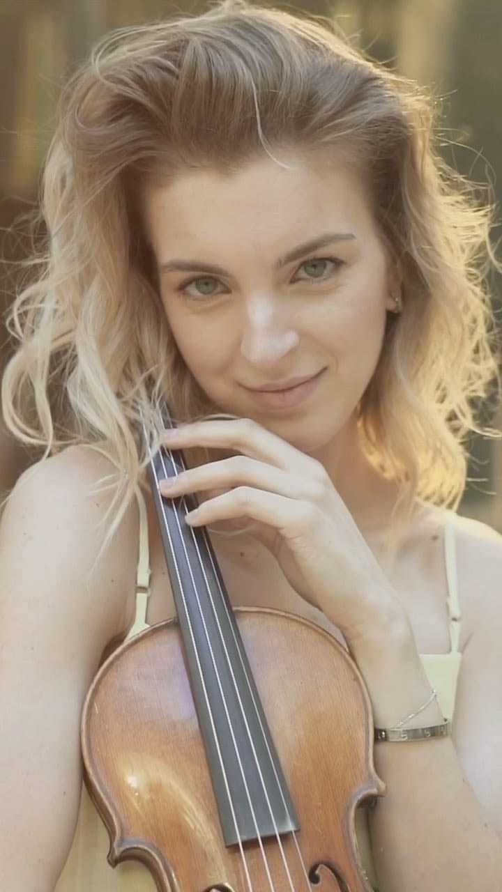 Post 9 by KSENIA MILAS VIOLINIST on Instagram (video)