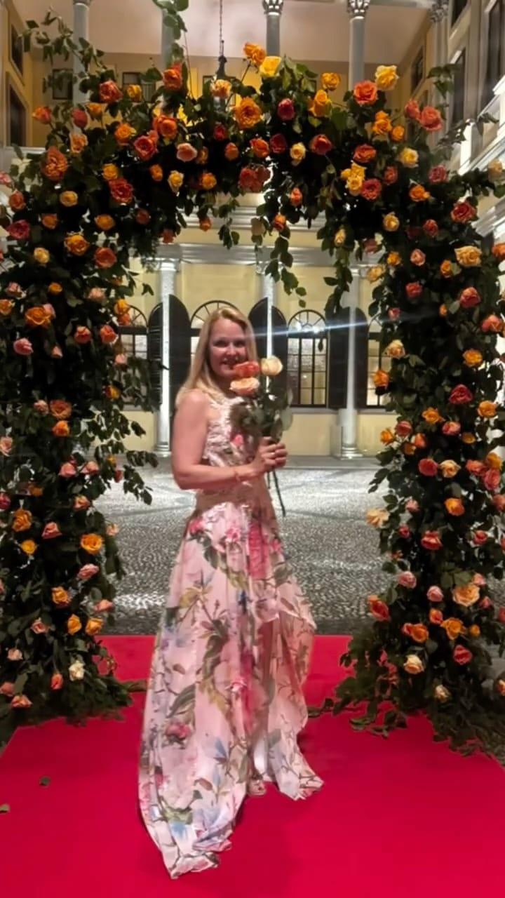 Post 2 by Astrid Heimann on Instagram (video)