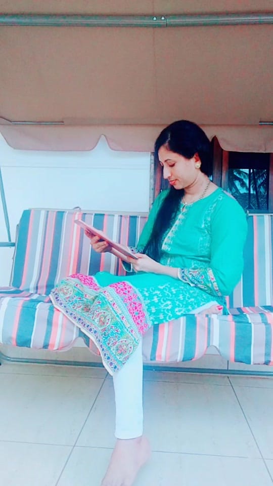 Post 1 by div on TikTok (video)