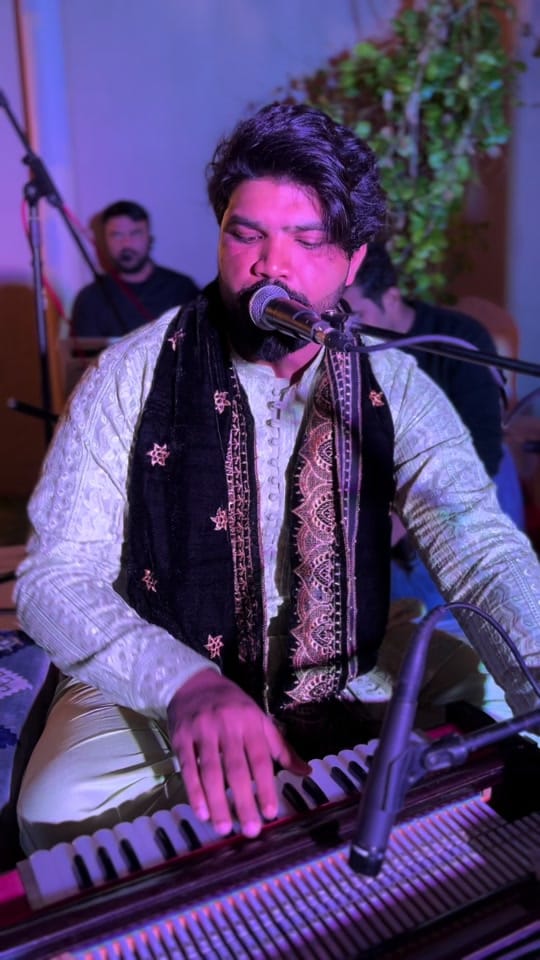 Post 10 by Robin Sandhu Music on TikTok (video)