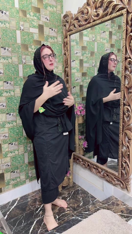 Post 1 by Nabeela rajpoot550 on TikTok (video)