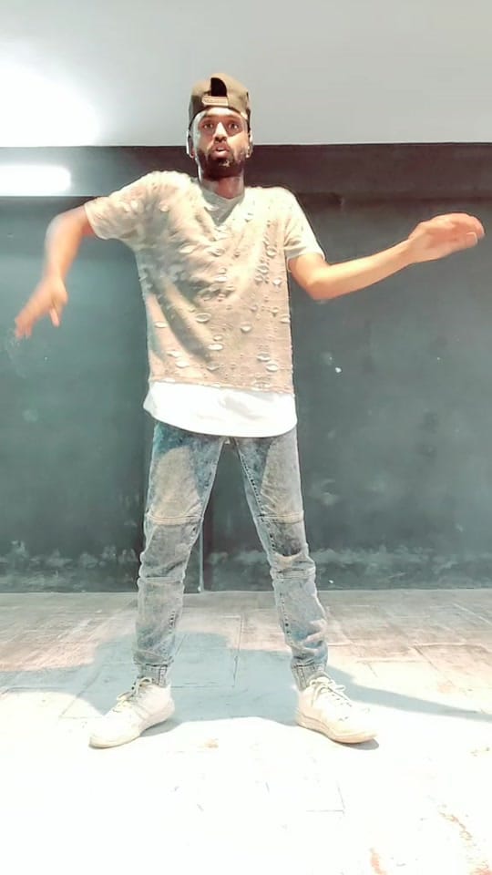 Post 8 by Ritesh Pal on TikTok (video)