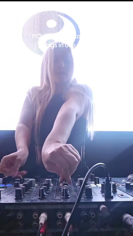 Post 5 by Sabrina Terence on TikTok (video)