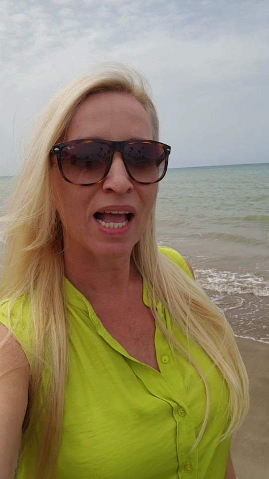 Post 6 by Sabrina Terence on TikTok (video)