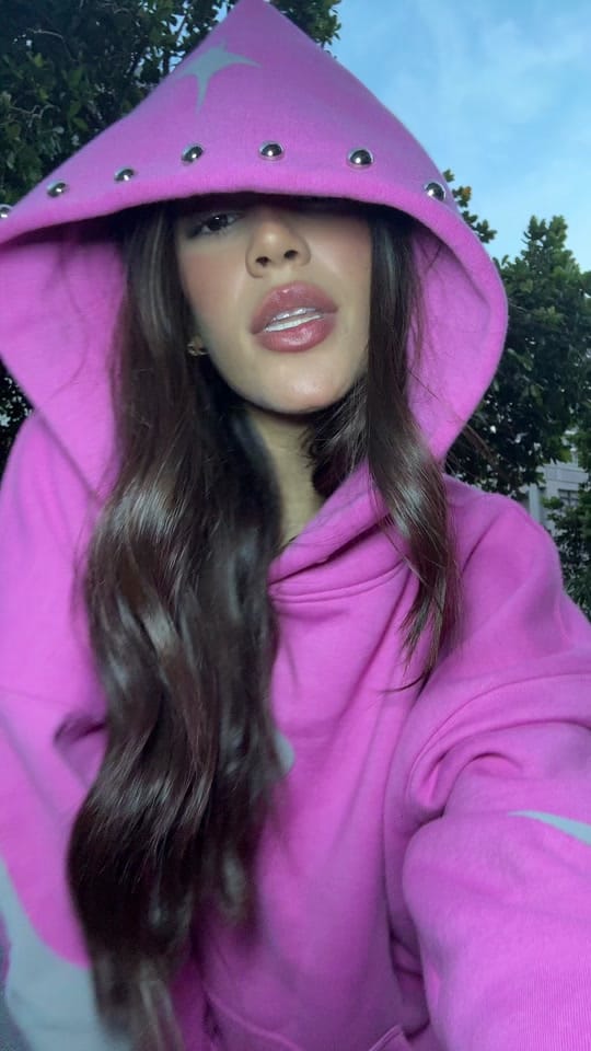 Post 8 by du on TikTok (video)