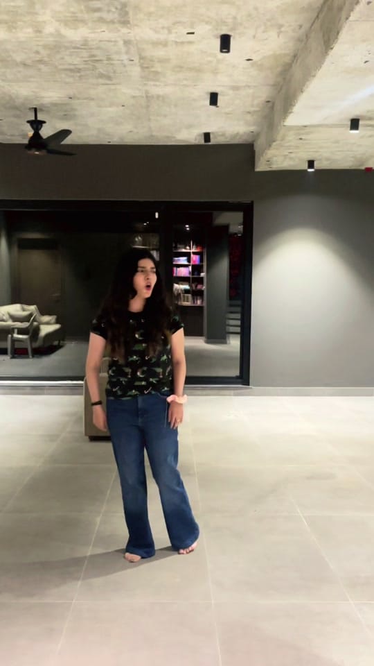 Post 7 by Zaw Ali on TikTok (video)
