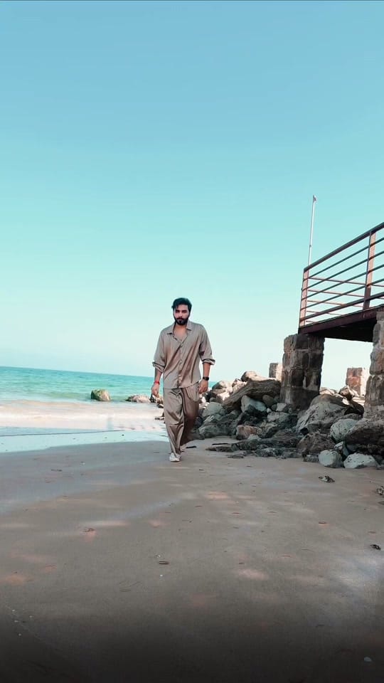 Post 4 by Ganesh Mujumaley 🇦🇪 on TikTok (video)