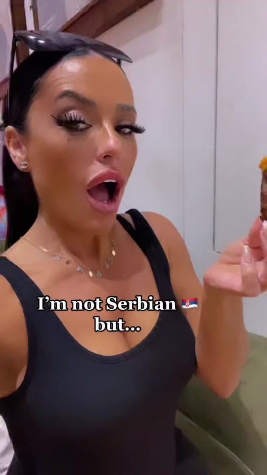 Post 9 by aura_officiel on TikTok (video)