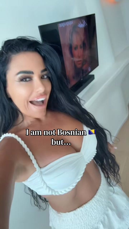 Post 3 by aura_officiel on TikTok (video)
