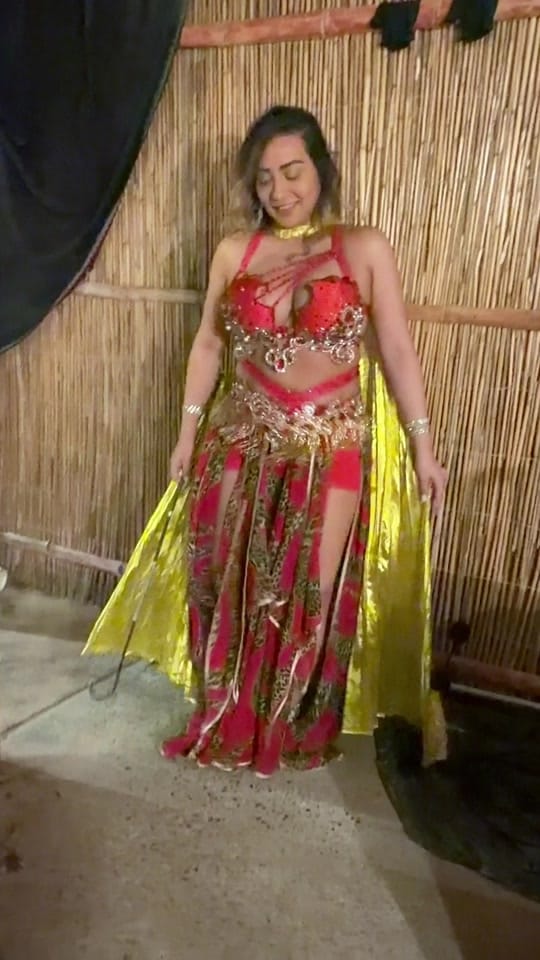 Post 4 by Jiji Bellydancer on TikTok (video)