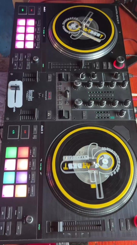 Post 6 by DJ A_T BEST on TikTok (video)