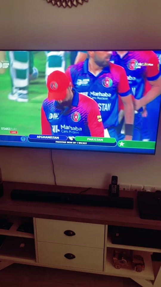 Post 2 by Zee Rixvi on TikTok (video)