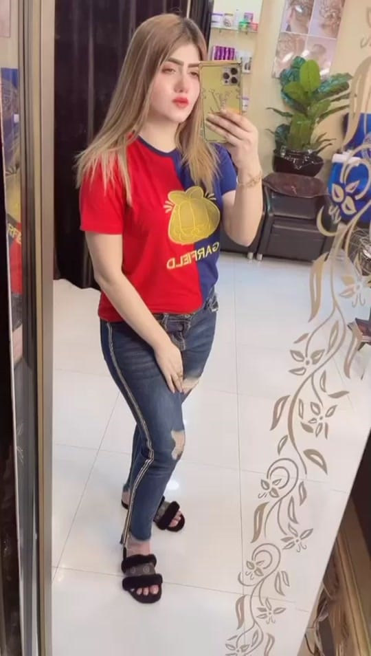 Post 1 by rubabhafeez,beauty lounge on TikTok (video)