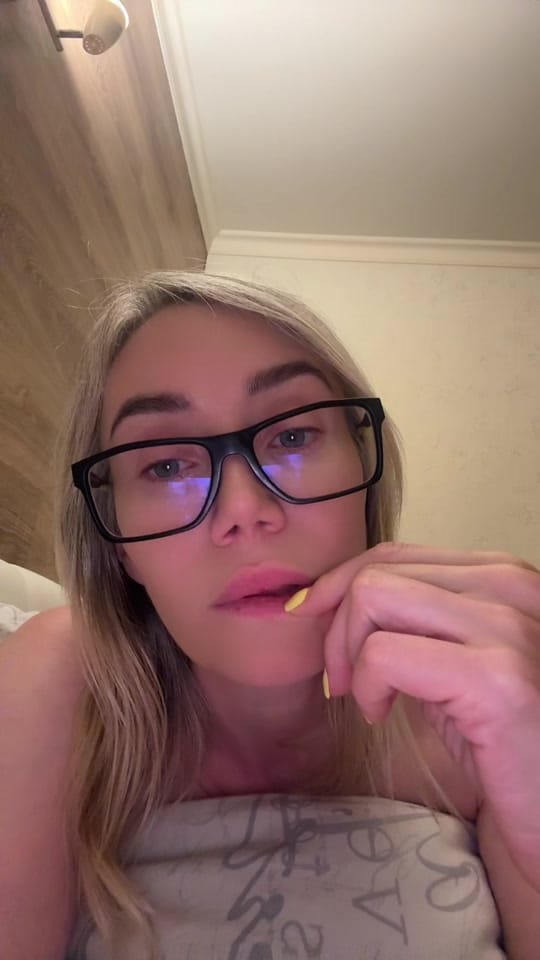 Post 5 by Alexandra Bounjoume on TikTok (video)