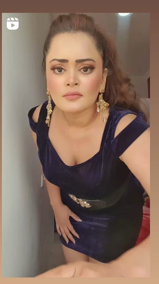 Post 10 by bebika dhurve on TikTok (video)