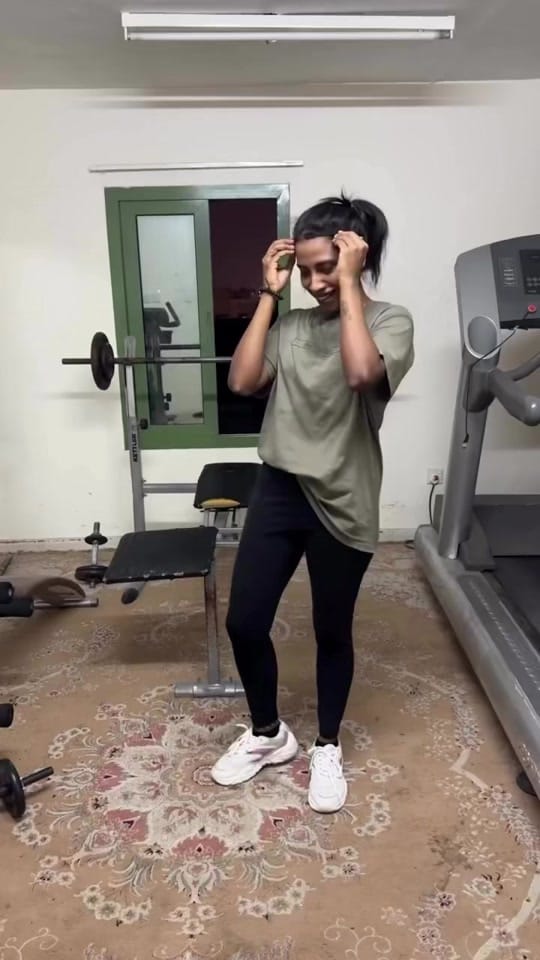 Post 5 by BlaCkY😝ponnu💃 on TikTok (video)