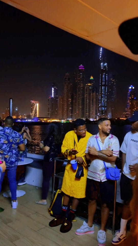 Post 9 by Mango on TikTok (video)