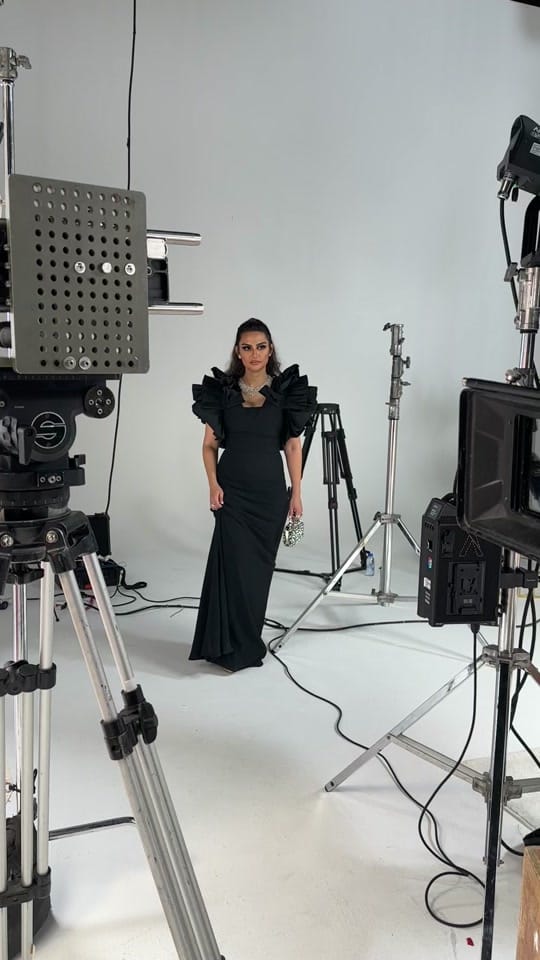 Post 9 by Thedivadee on TikTok (video)