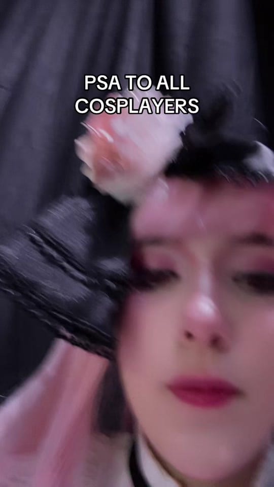 Post 1 by mossy_cosplays on TikTok (video)