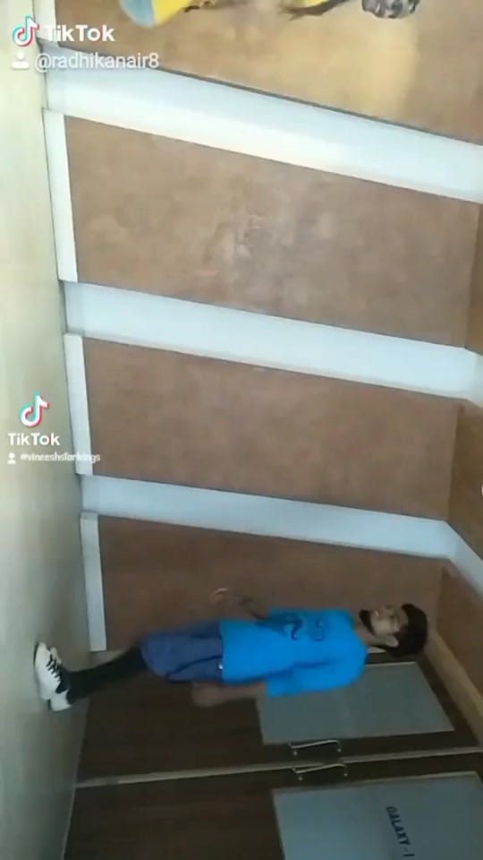 Post 5 by 💥Vineesh Dancer Kollam💥 on TikTok (video)