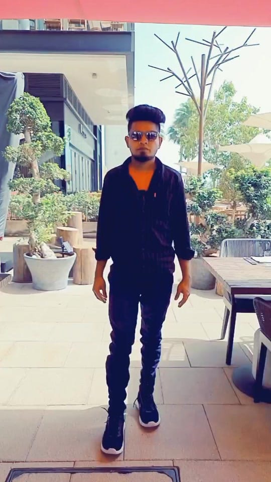 Post 7 by 💥Vineesh Dancer Kollam💥 on TikTok (video)