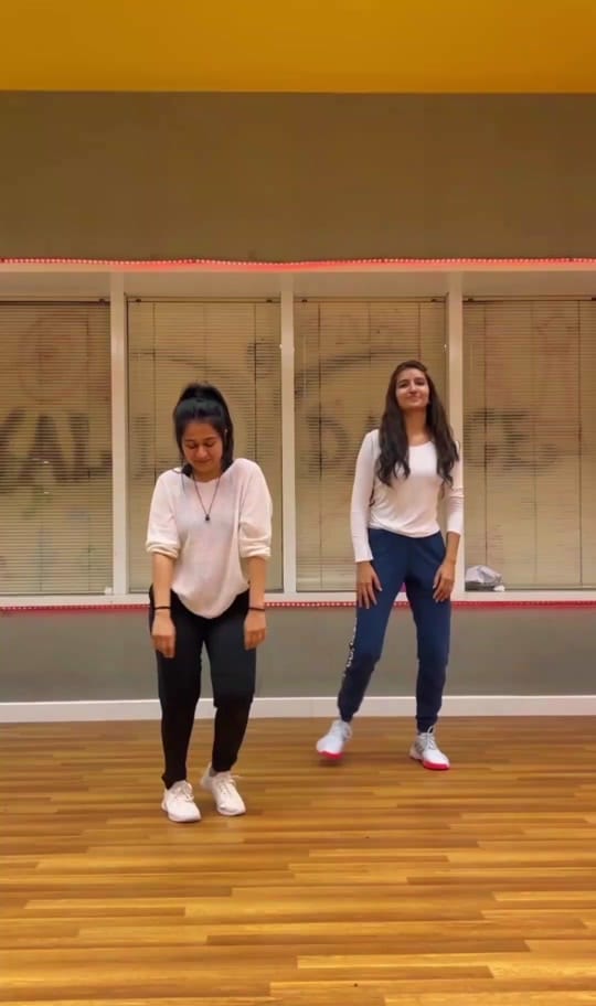 Post 10 by Foram Gosai on TikTok (video)