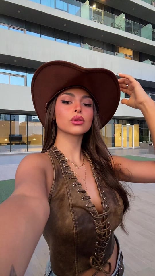 Post 1 by Sara sedki on TikTok (video)