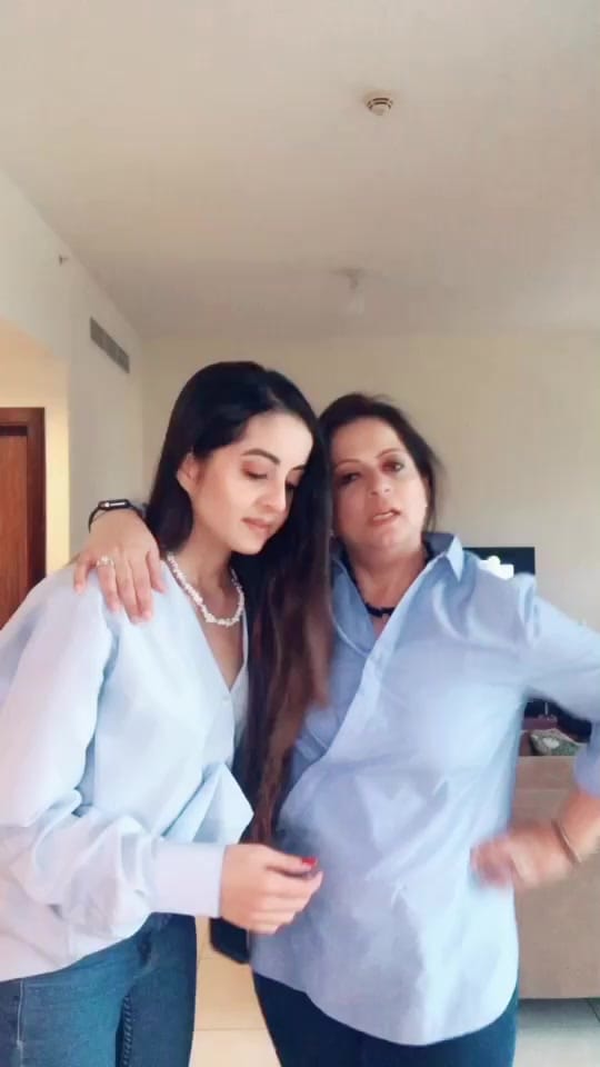Post 6 by Silmi on TikTok (video)