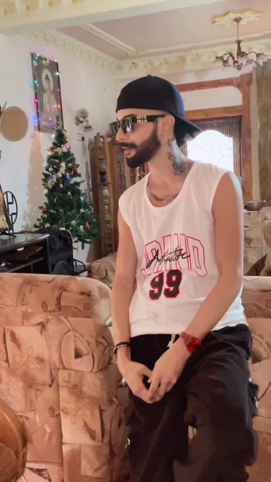 Post 9 by Sachith Amanda🇱🇰🇦🇪🎤 on TikTok (video)