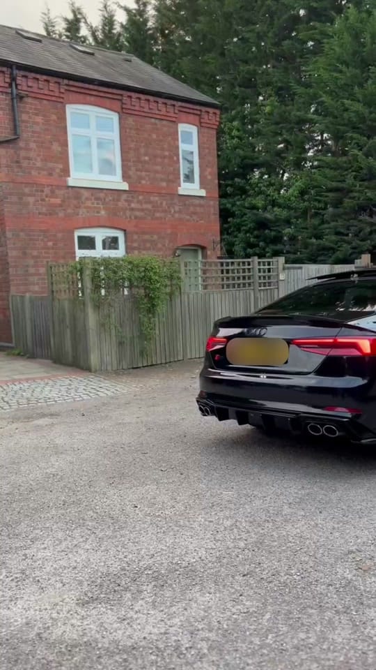 Post 1 by CEO BitCar on TikTok (video)