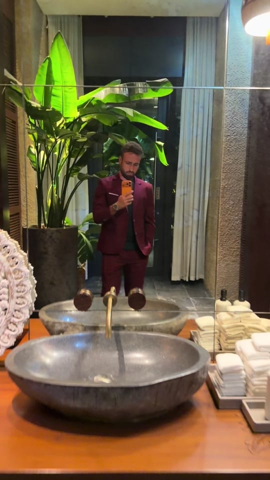 Post 10 by Salah Isreb on TikTok (video)
