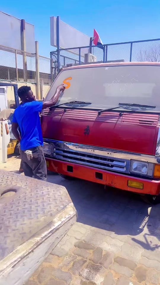 Post 3 by Eddy tranvix Auto Parts on TikTok (video)