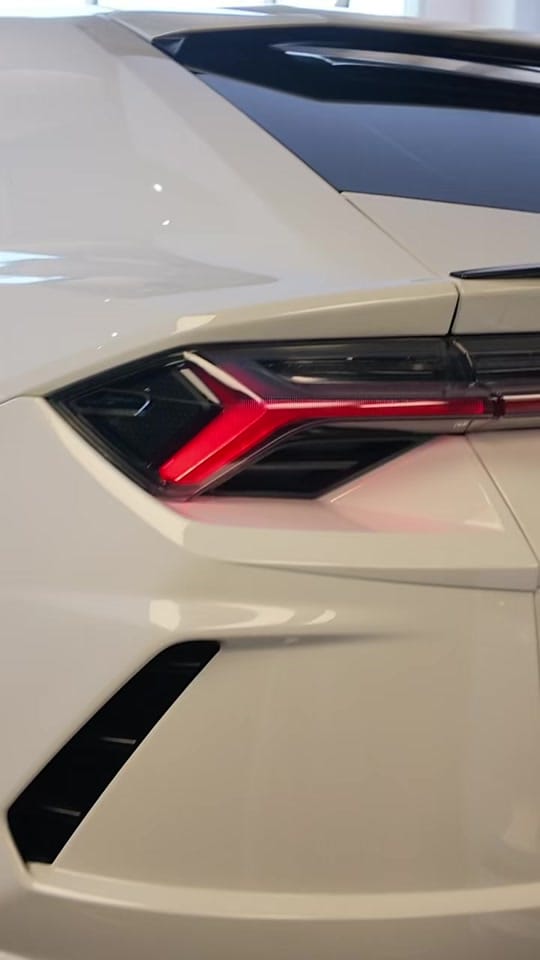 Post 3 by KennyEliteMotors🚗🚘 on TikTok (video)
