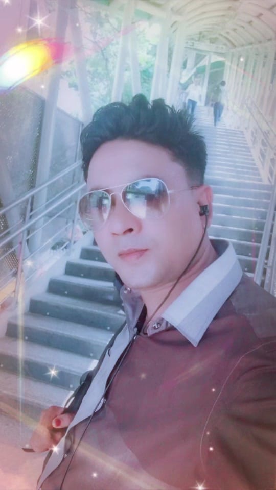 Post 10 by Anwar Mollah ডুবাই প্রবাসি on TikTok (video)