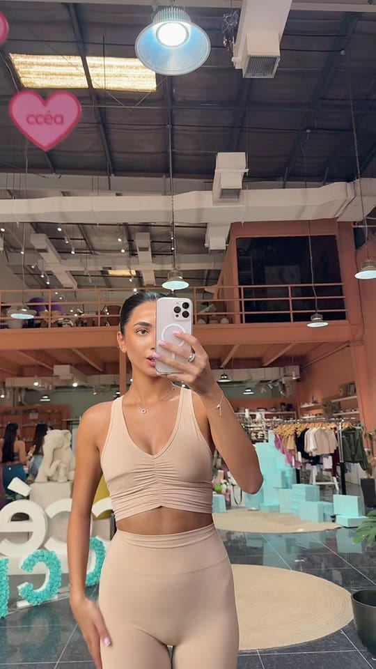 Post 2 by Izabellaa844 on TikTok (video)