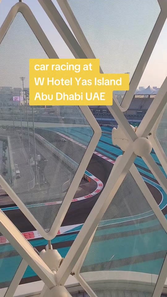 Post 10 by Francesca Barresi Vlog on TikTok (video)