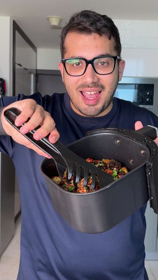 Post 8 by With Younes | احمد يونس on TikTok (video)