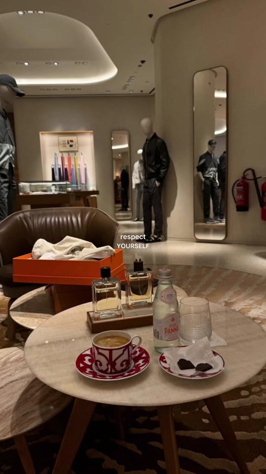 Post 9 by iilofan on TikTok (video)
